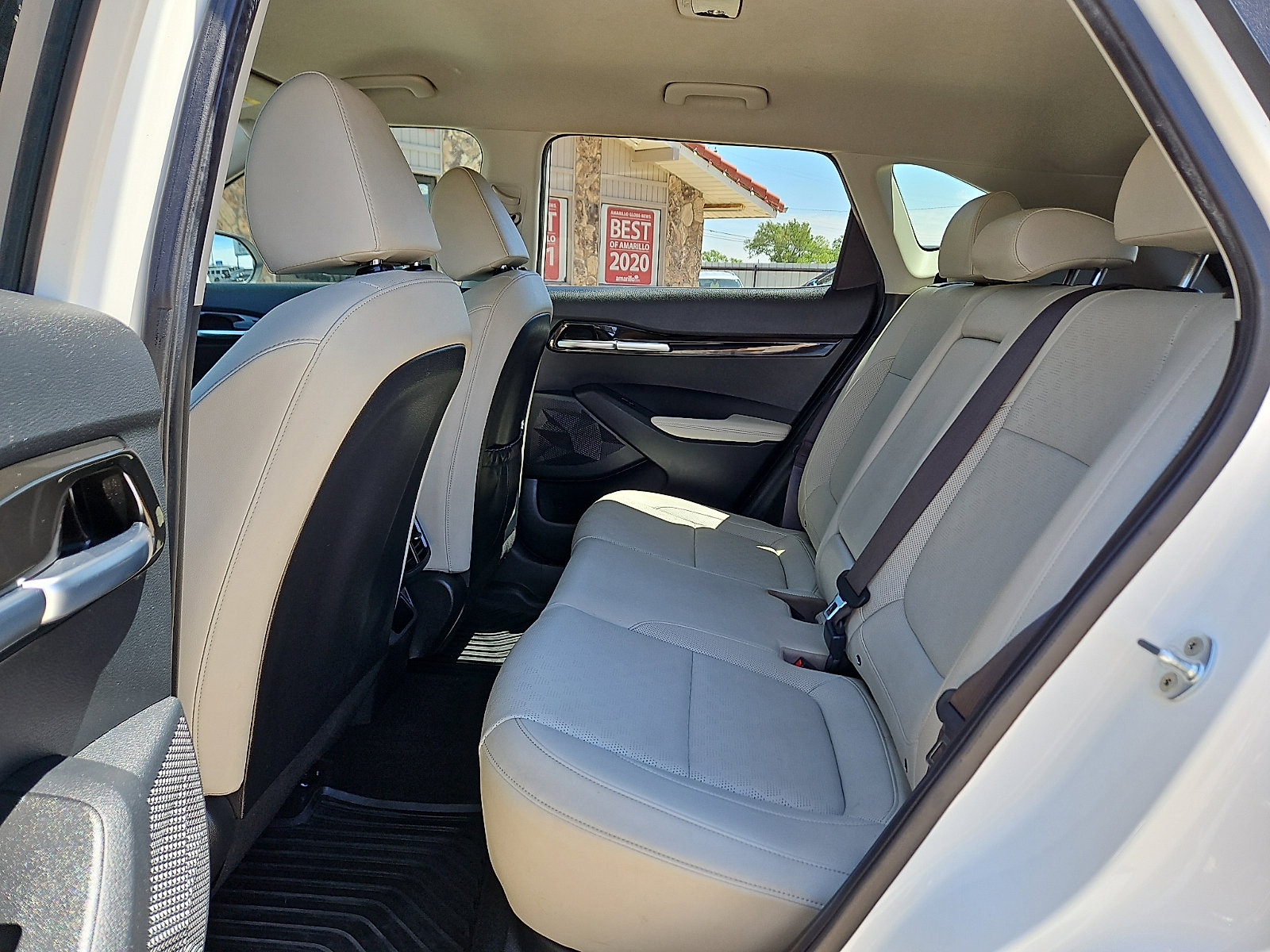 Used 2023 Kia Seltos SX AWD/4WD image 11