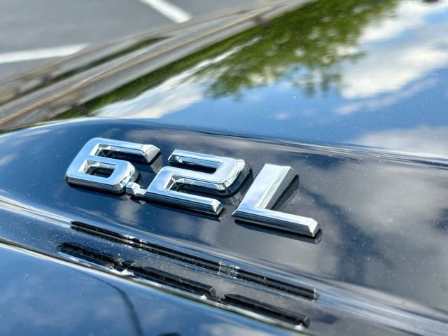 Used 2021 Chevrolet Silverado 1500 High Country w/ Technology Package AWD/4WD image 16