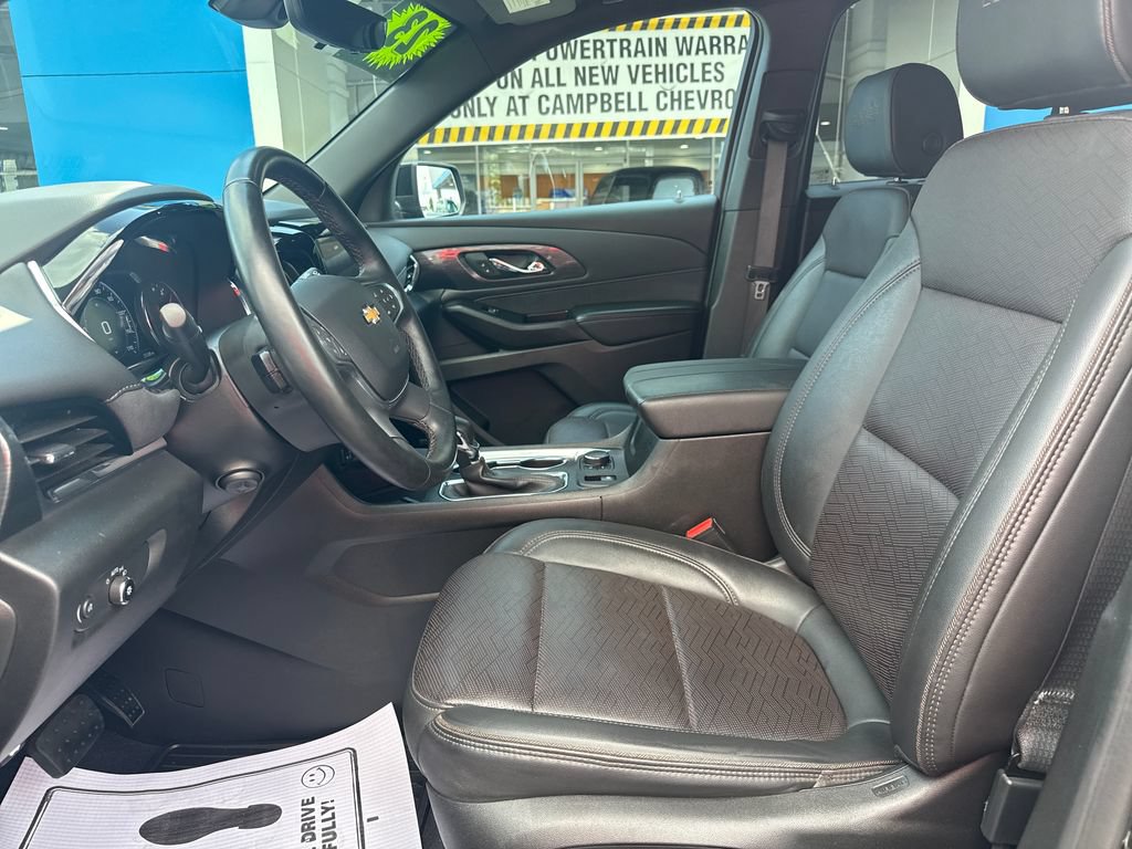 Used 2023 Chevrolet Traverse High Country FWD image 23