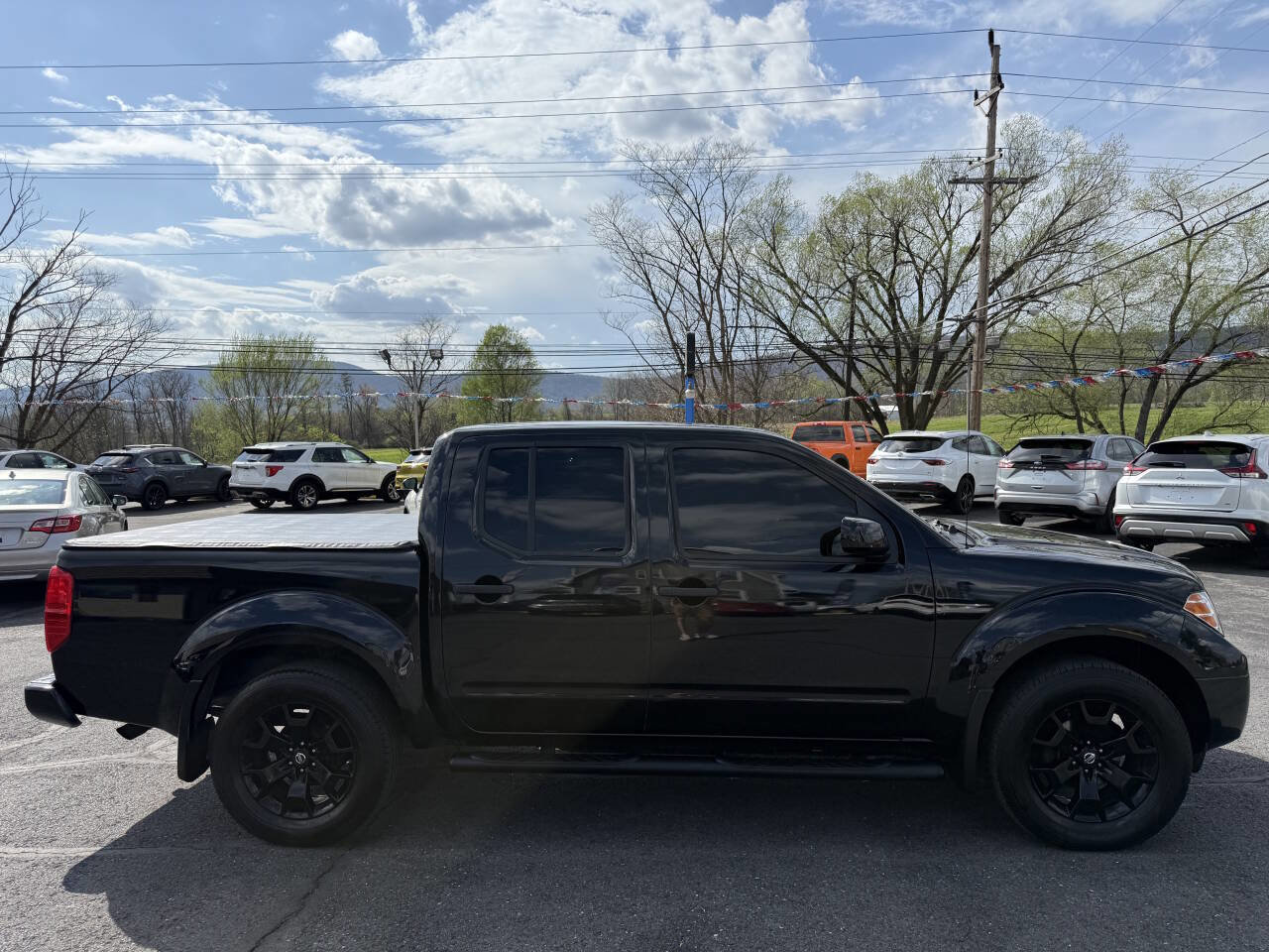 Used 2019 Nissan Frontier SV w/ Value Truck Package image 3