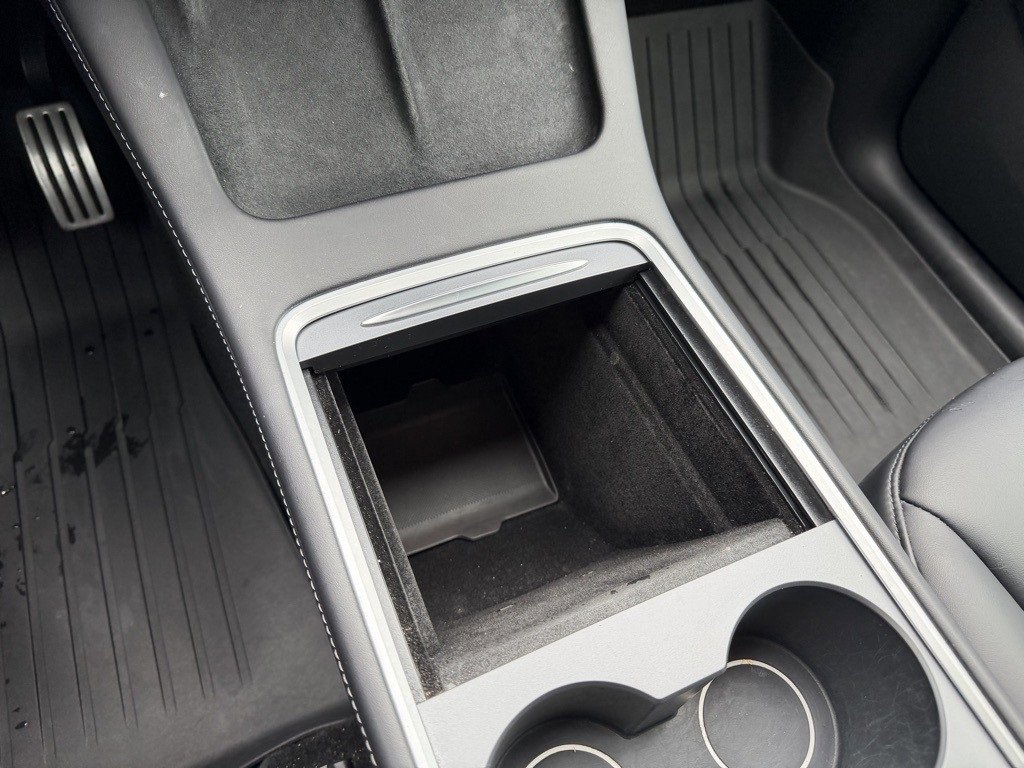 Used 2022 Tesla Model Y Performance image 25