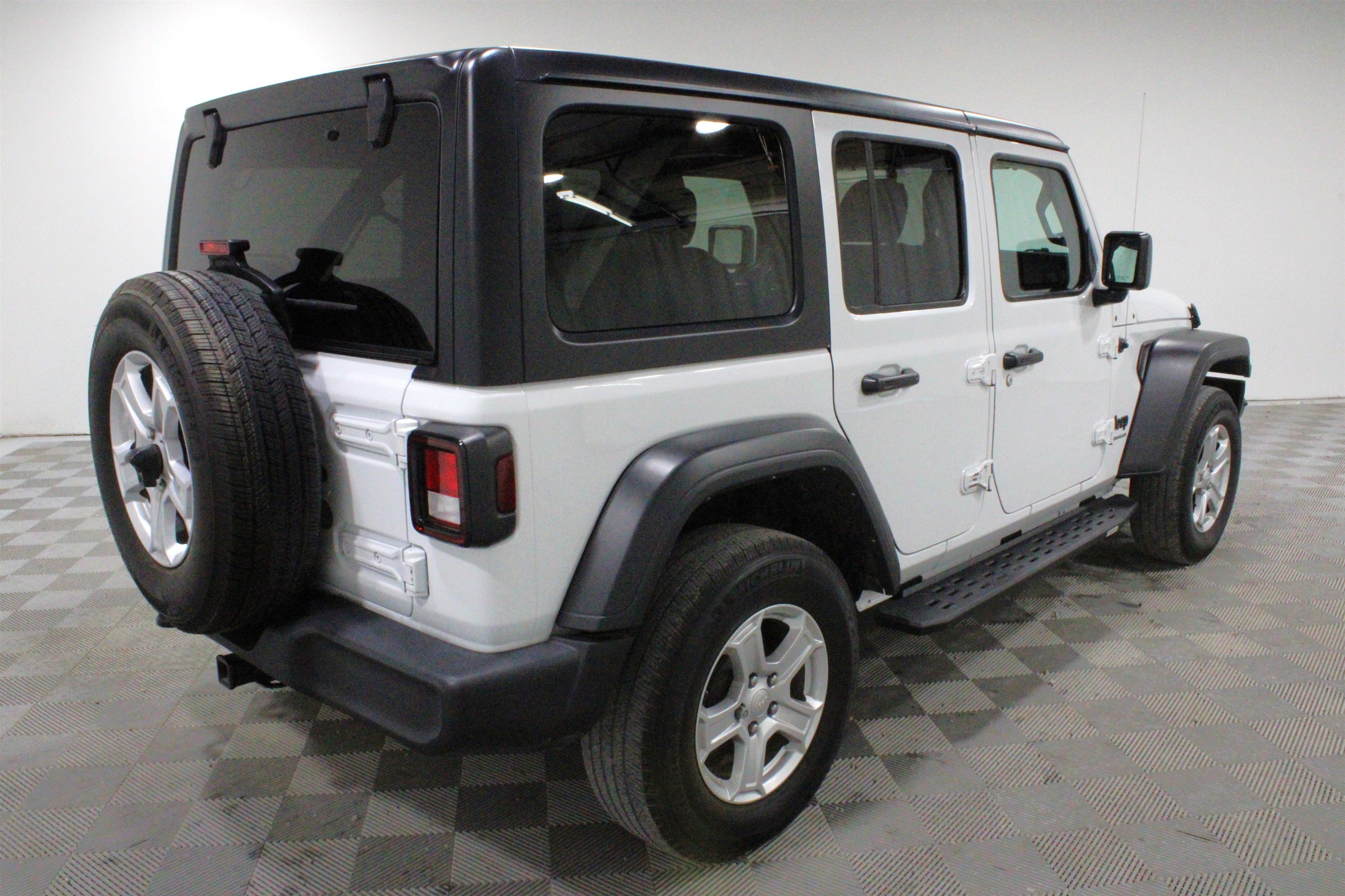 Used 2023 Jeep Wrangler Unlimited Sport AWD/4WD image 27