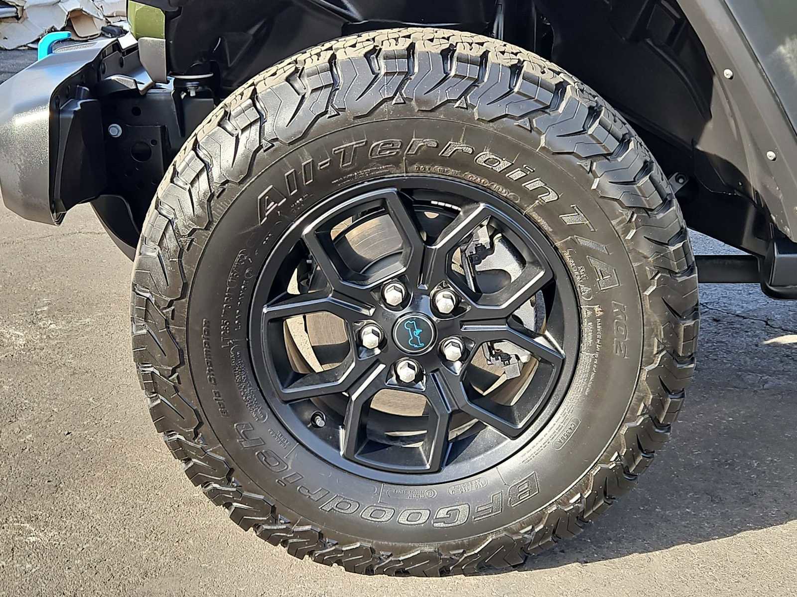 Used 2024 Jeep Wrangler Willys image 25