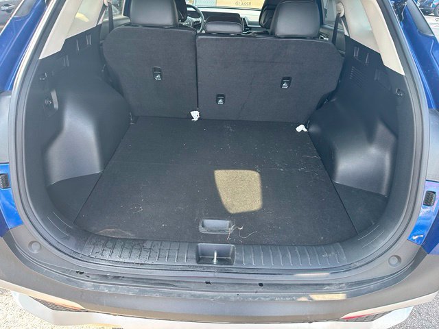 Used 2025 Kia Sportage EX FWD image 8