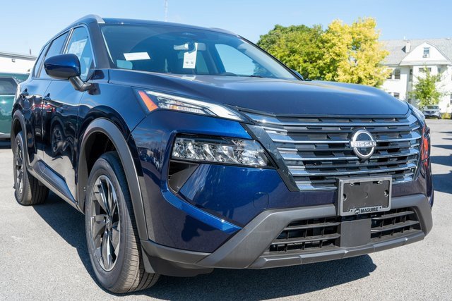 New 2026 Nissan Rogue SV image 4