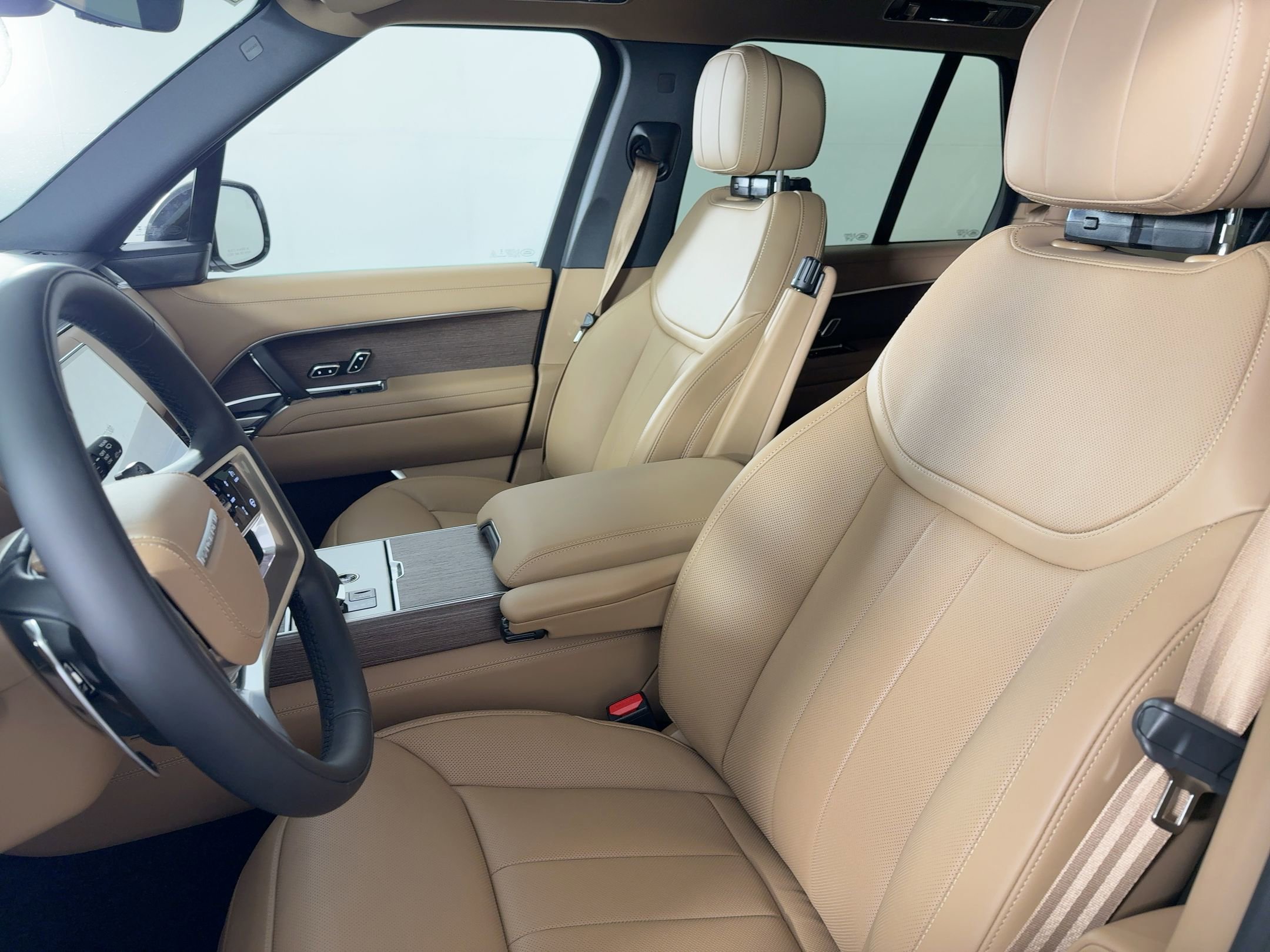 New 2026 Land Rover Range Rover SE image 5