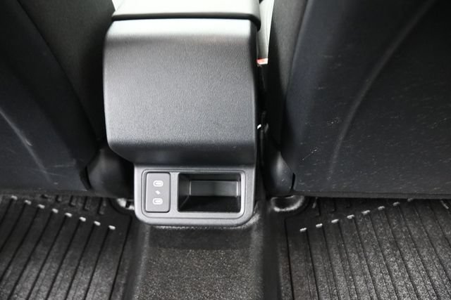Used 2025 Kia K4 FWD image 29