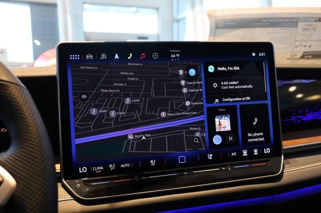 New 2026 Volkswagen Tiguan SEL R-Line image 16