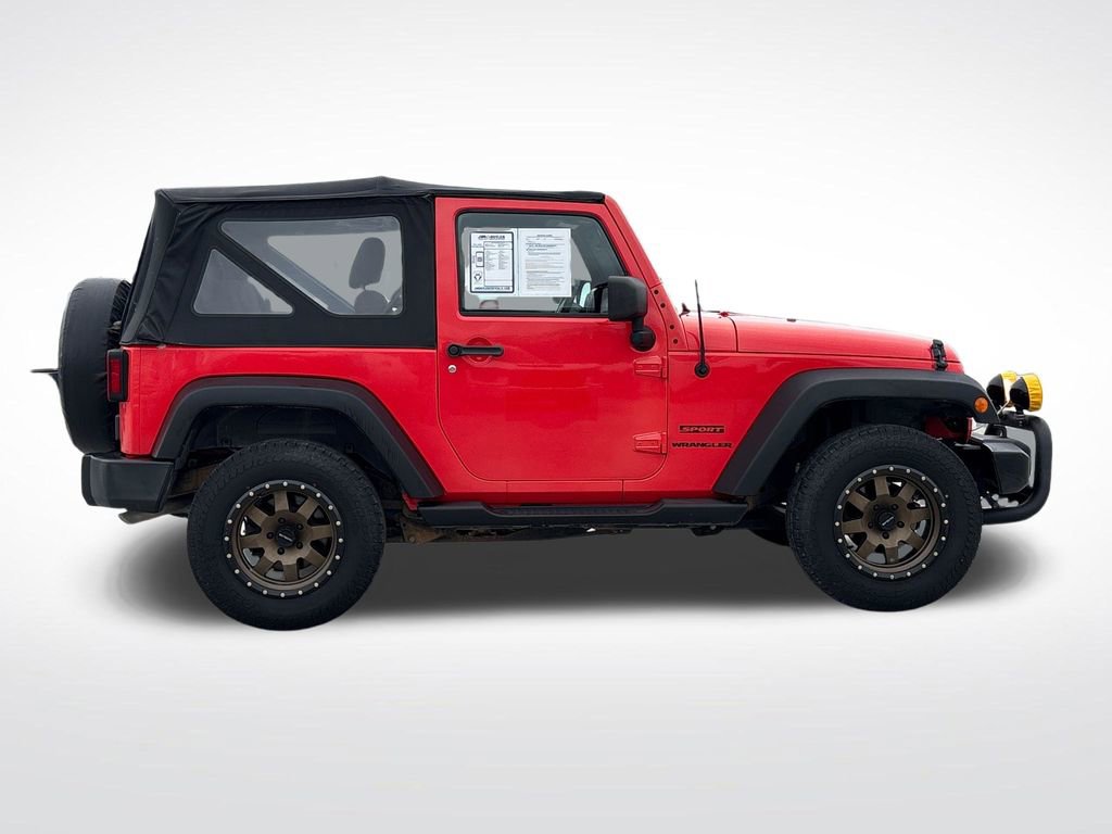Used 2013 Jeep Wrangler Sport w/ Connectivity Group image 9
