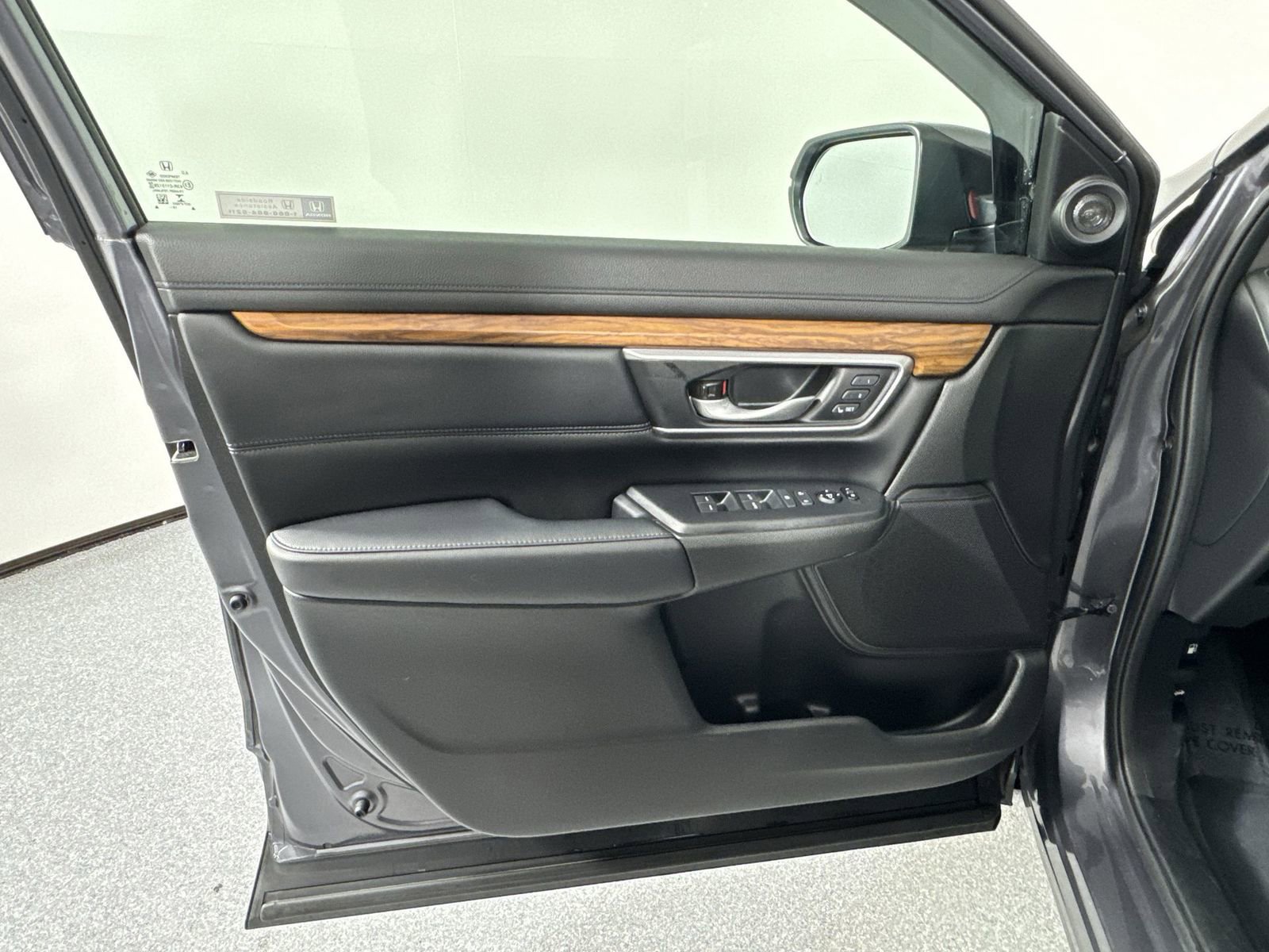 Used 2020 Honda CR-V Touring image 20