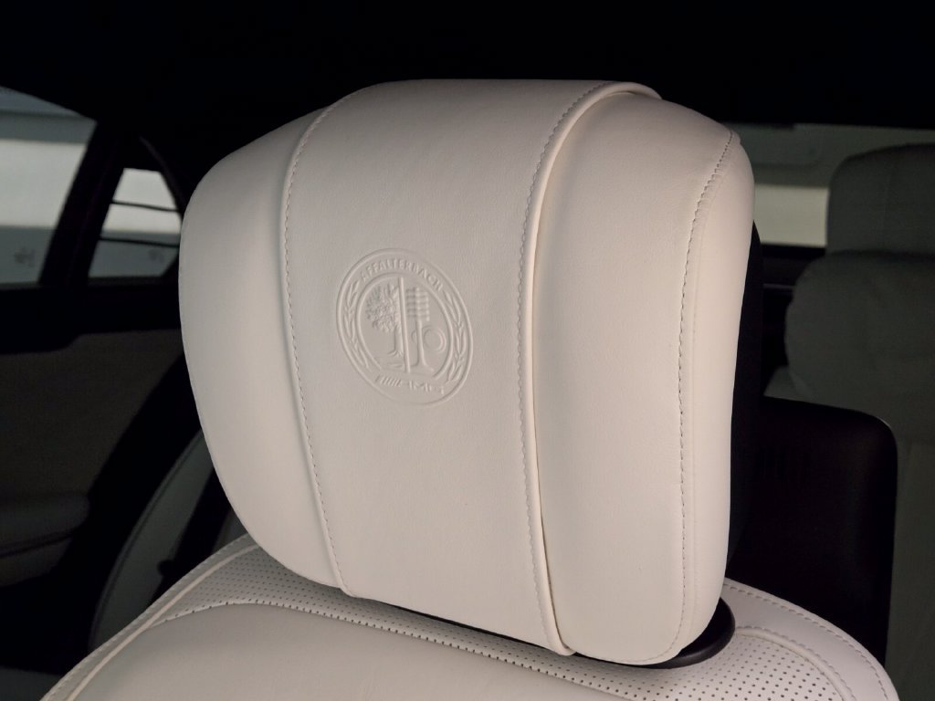 Used 2025 Mercedes-Benz S 63 AMG S image 32
