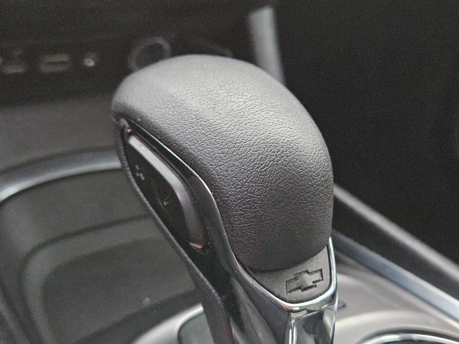 Used 2025 Chevrolet Malibu LT FWD image 13
