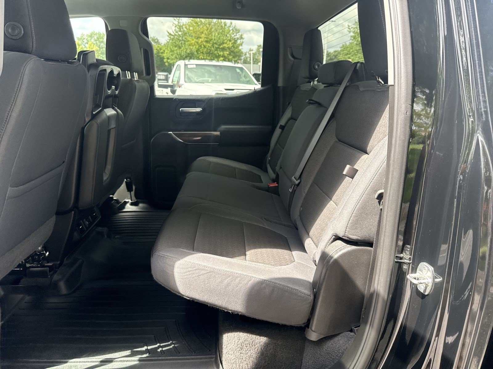Used 2019 Chevrolet Silverado 1500 RST w/ All-Star Edition AWD/4WD image 23
