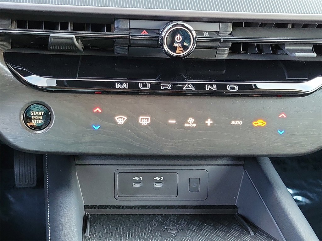 Certified 2025 Nissan Murano SV image 11