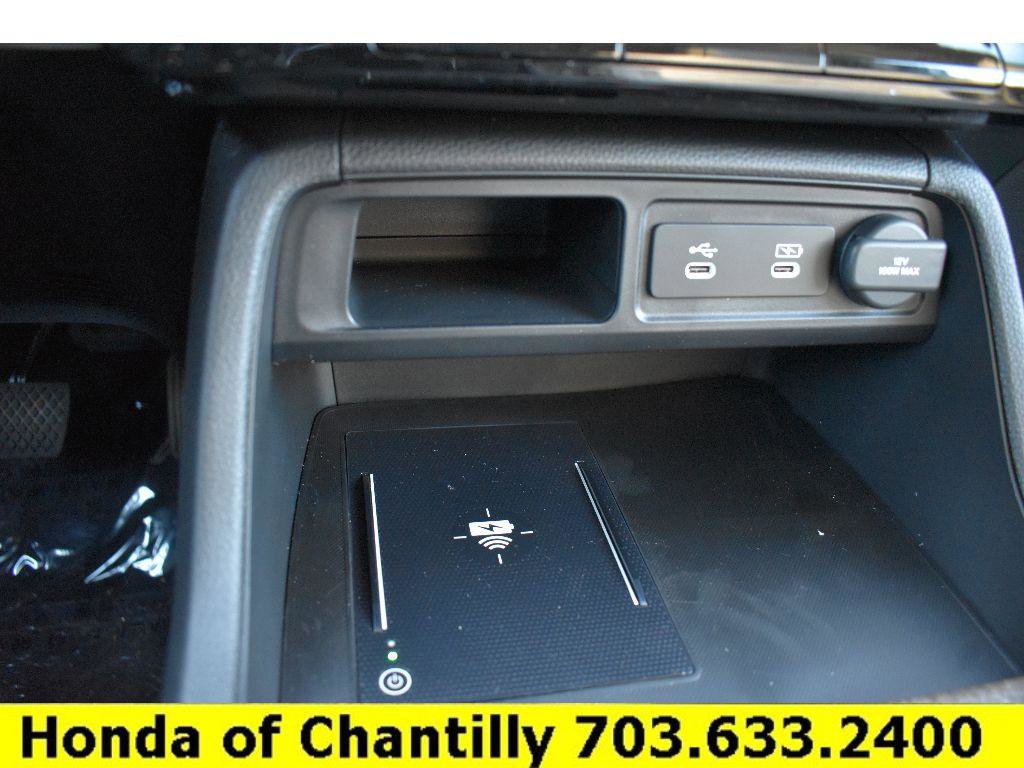 Used 2026 Honda Pilot Elite image 18