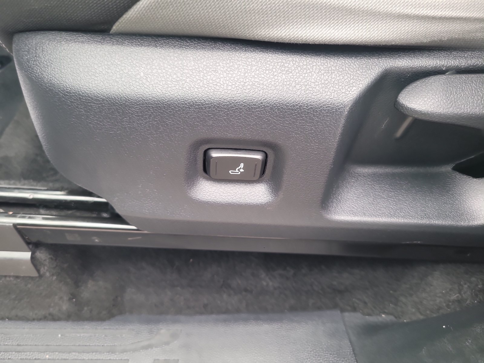 Used 2025 Toyota Tacoma TRD Sport AWD/4WD image 12
