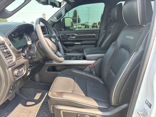 Used 2024 RAM 1500 Laramie AWD/4WD image 10
