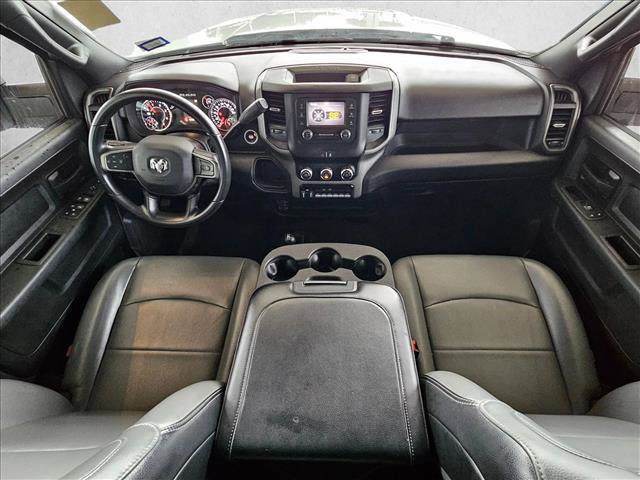 Used 2024 RAM 3500 Tradesman w/ Chrome Appearance Group AWD/4WD image 15