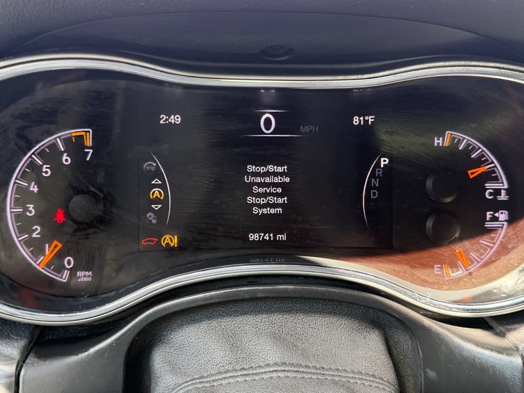 Used 2019 Jeep Grand Cherokee Laredo w/ Laredo X Package AWD/4WD image 24