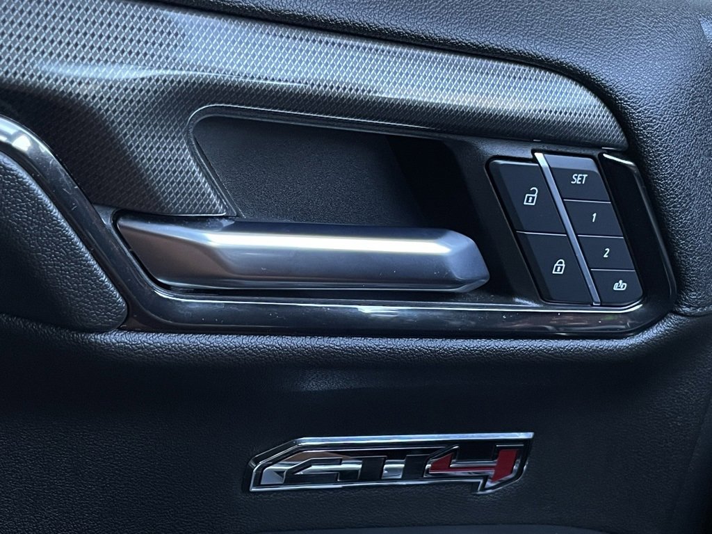 Used 2024 GMC Sierra 1500 AT4 w/ Technology Package image 13