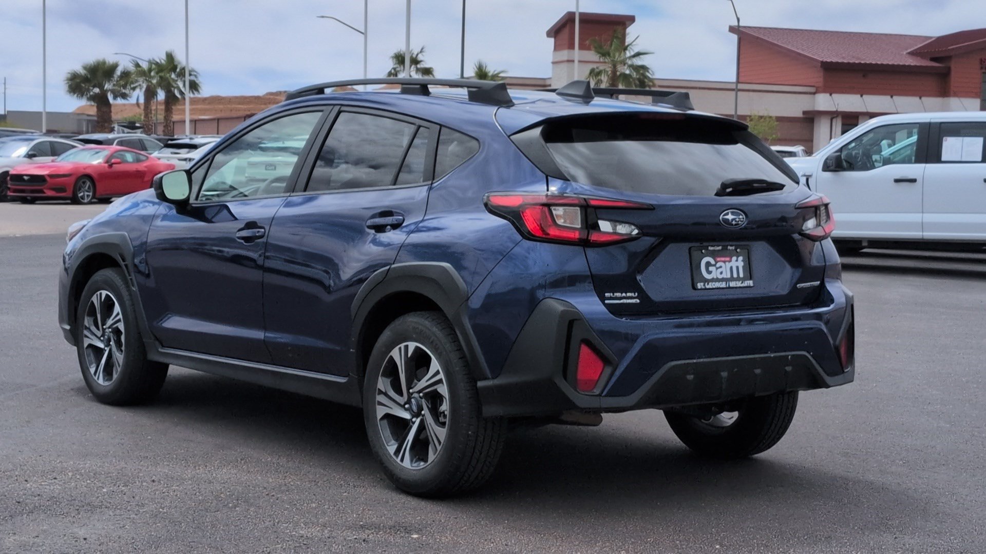 Used 2025 Subaru Crosstrek 2.5i Premium AWD/4WD image 5