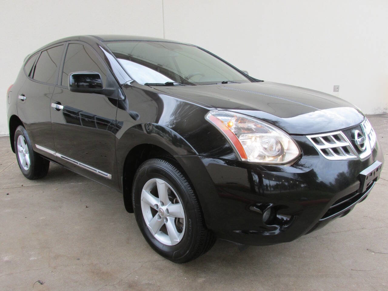 Used 2013 Nissan Rogue S w/ Special Edition Pkg