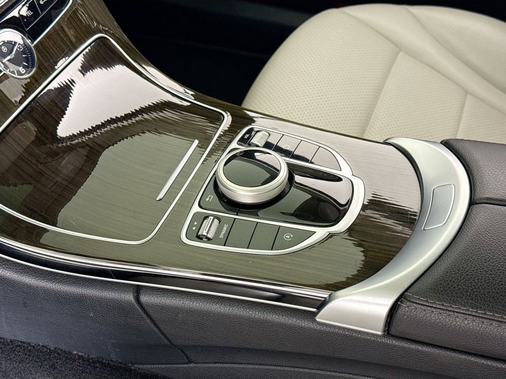 Used 2018 Mercedes-Benz C 300 Sedan image 19