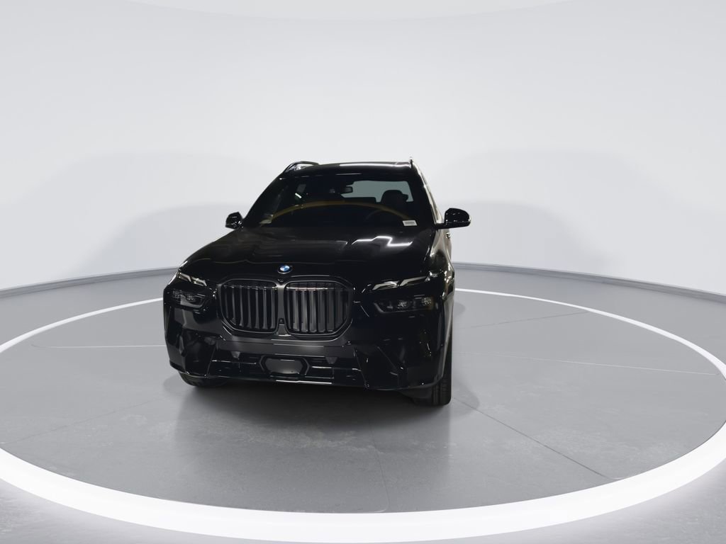 New 2026 BMW X7 xDrive40i w/ Executive Package image 3