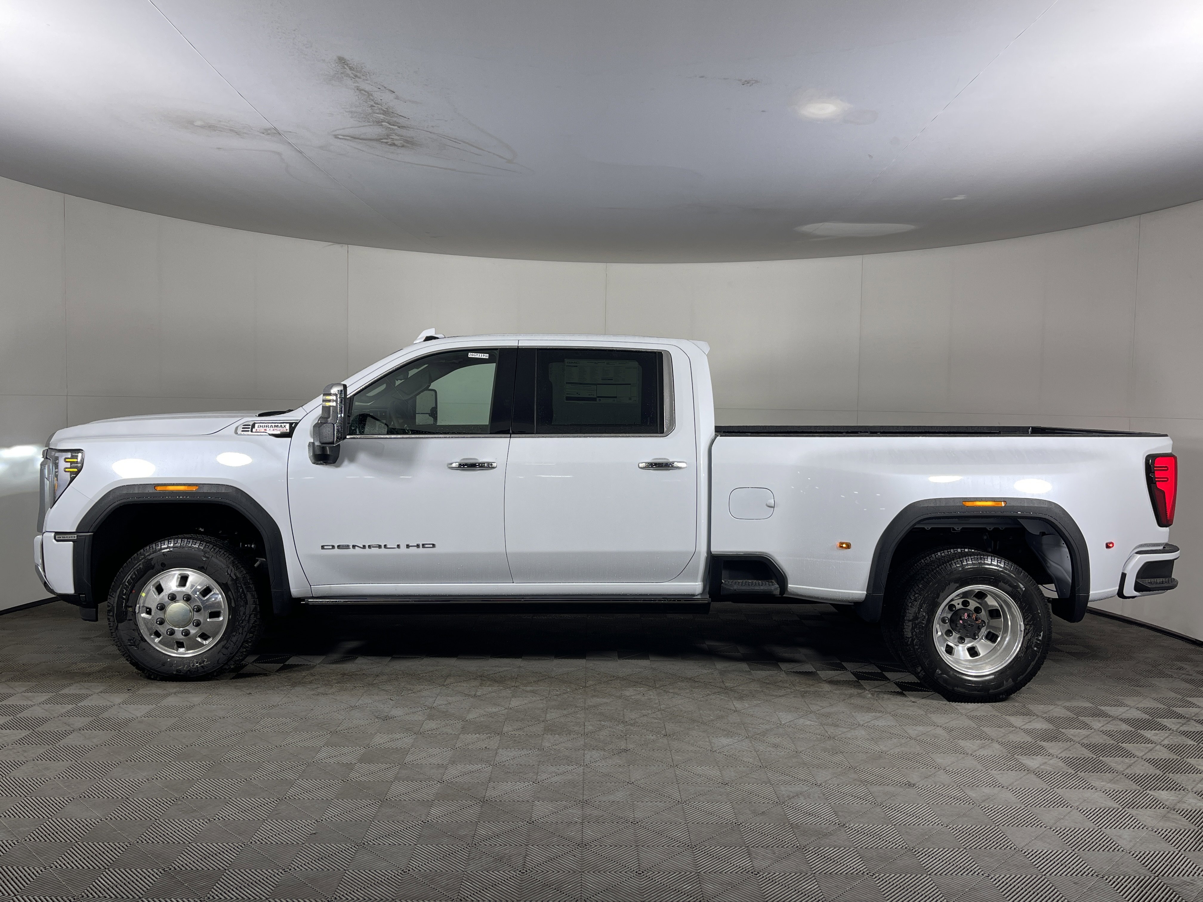 New 2026 GMC Sierra 3500 Denali image 3