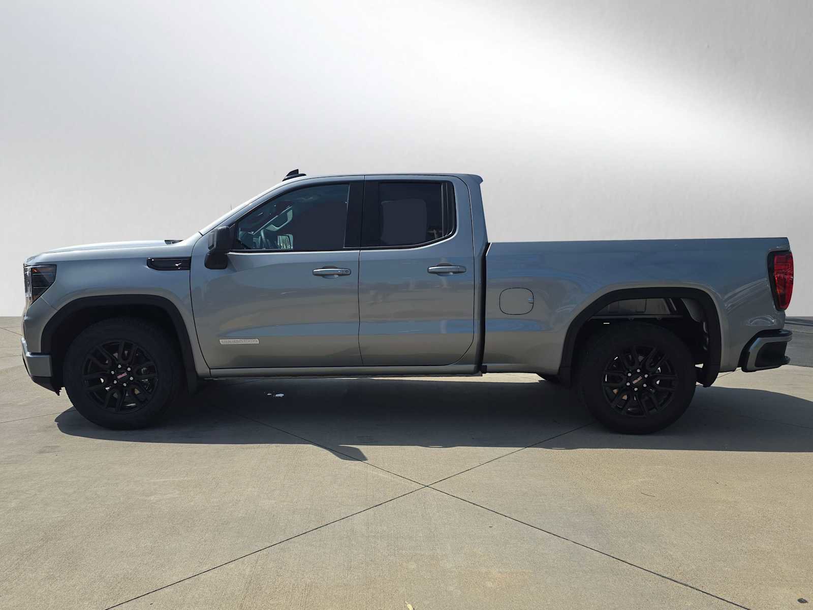 Used 2023 GMC Sierra 1500 Elevation image 6