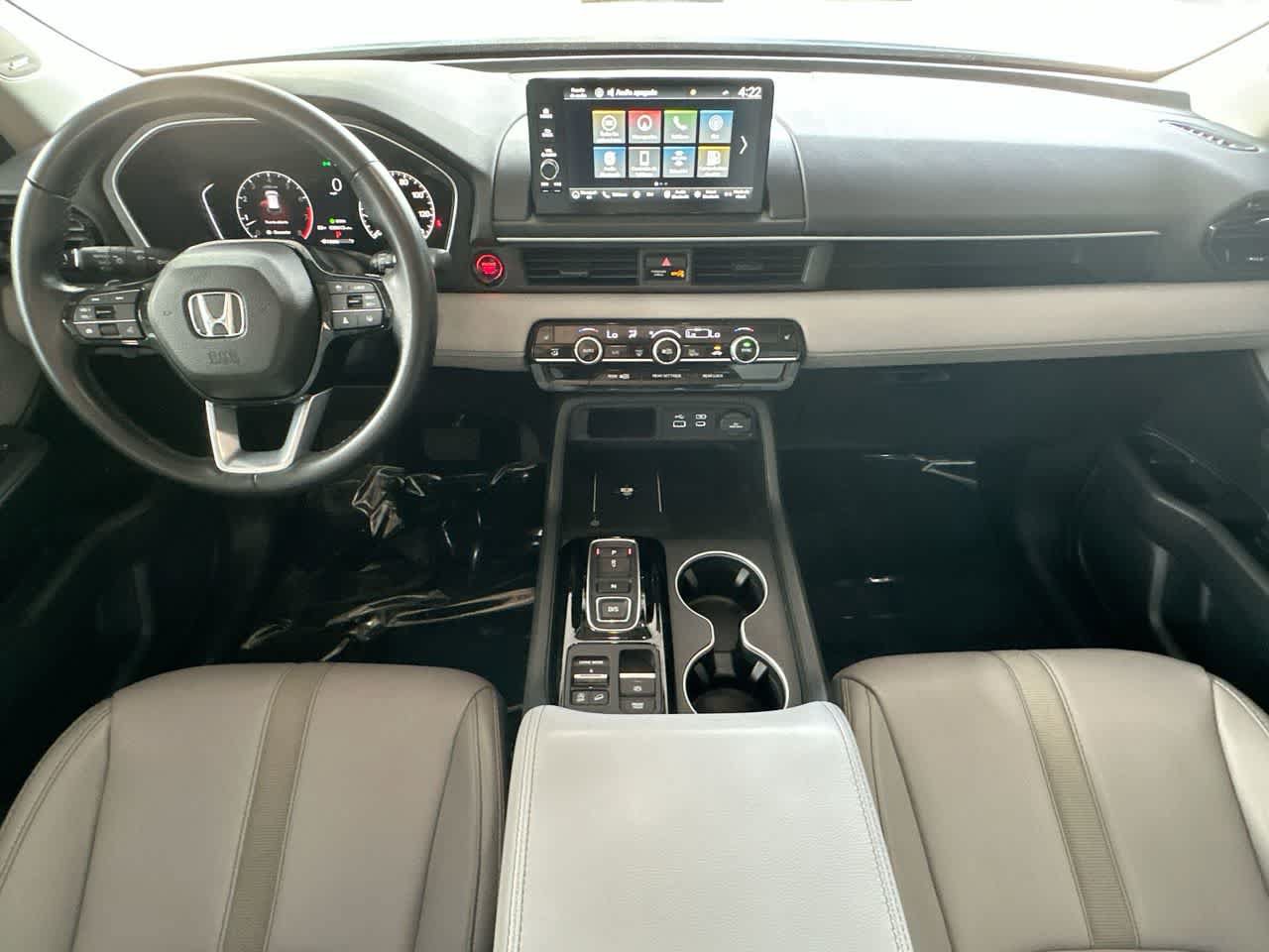 Used 2025 Honda Pilot Touring image 24
