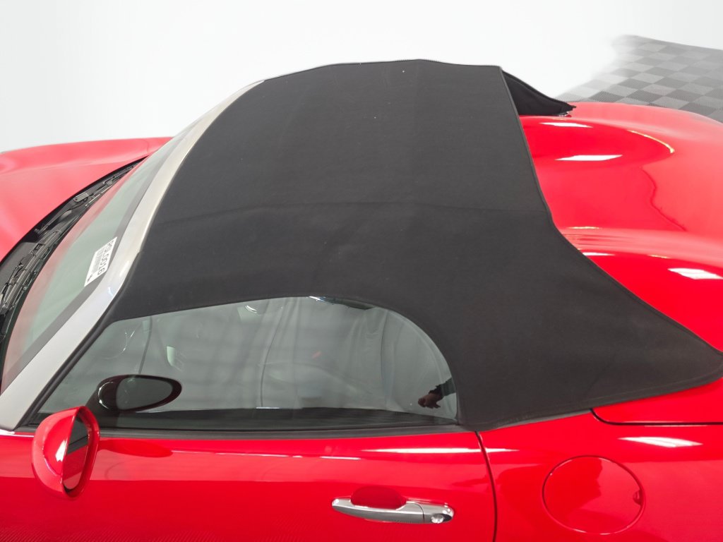 Used 2009 Pontiac Solstice GXP w/ Club Sport Package RWD image 30
