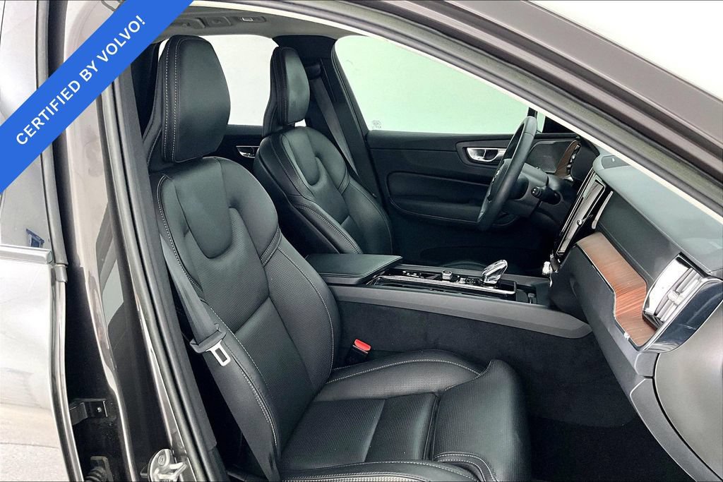 Certified 2023 Volvo XC60 T8 Ultimate w/ Climate Package AWD/4WD image 8
