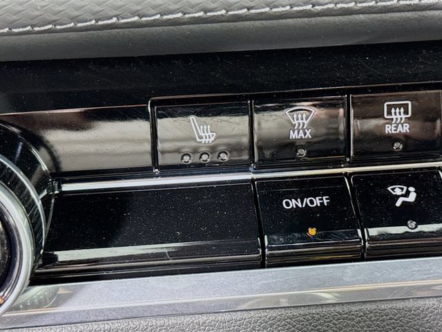Used 2025 Chevrolet Equinox LT FWD image 21