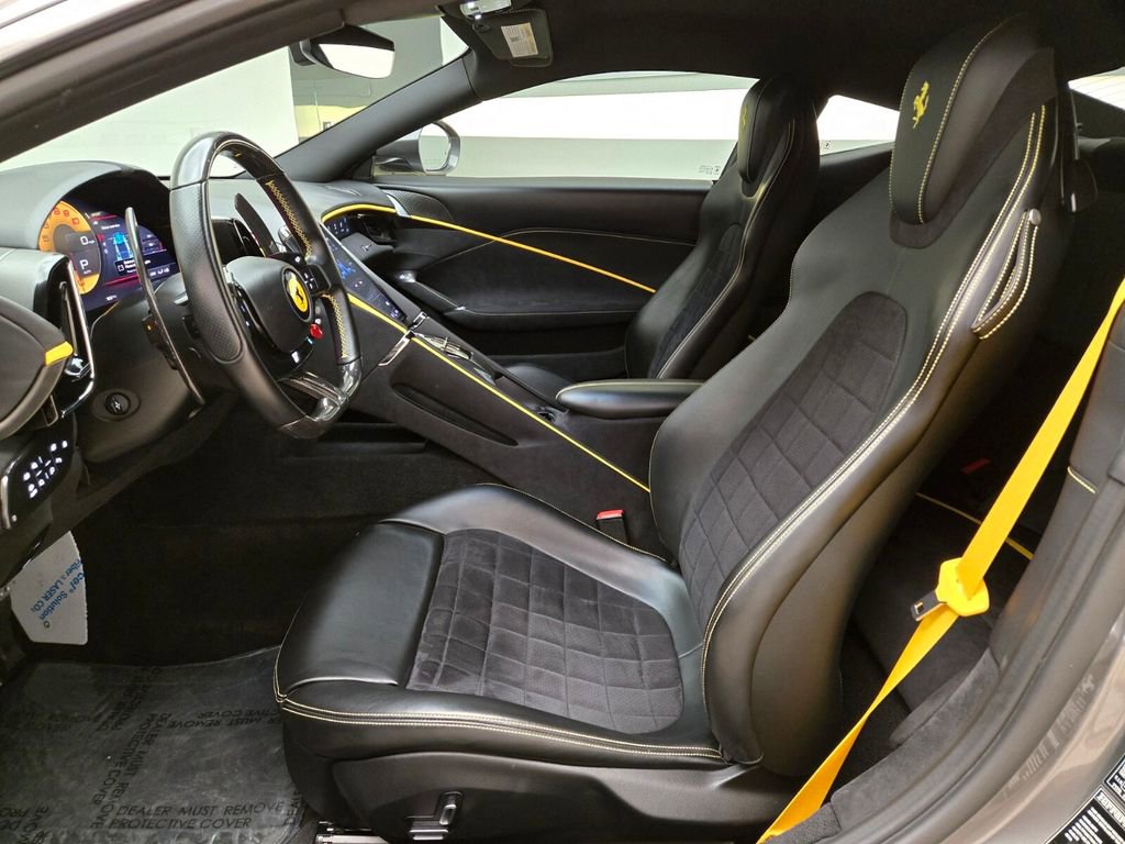 Used 2022 Ferrari Roma RWD image 18