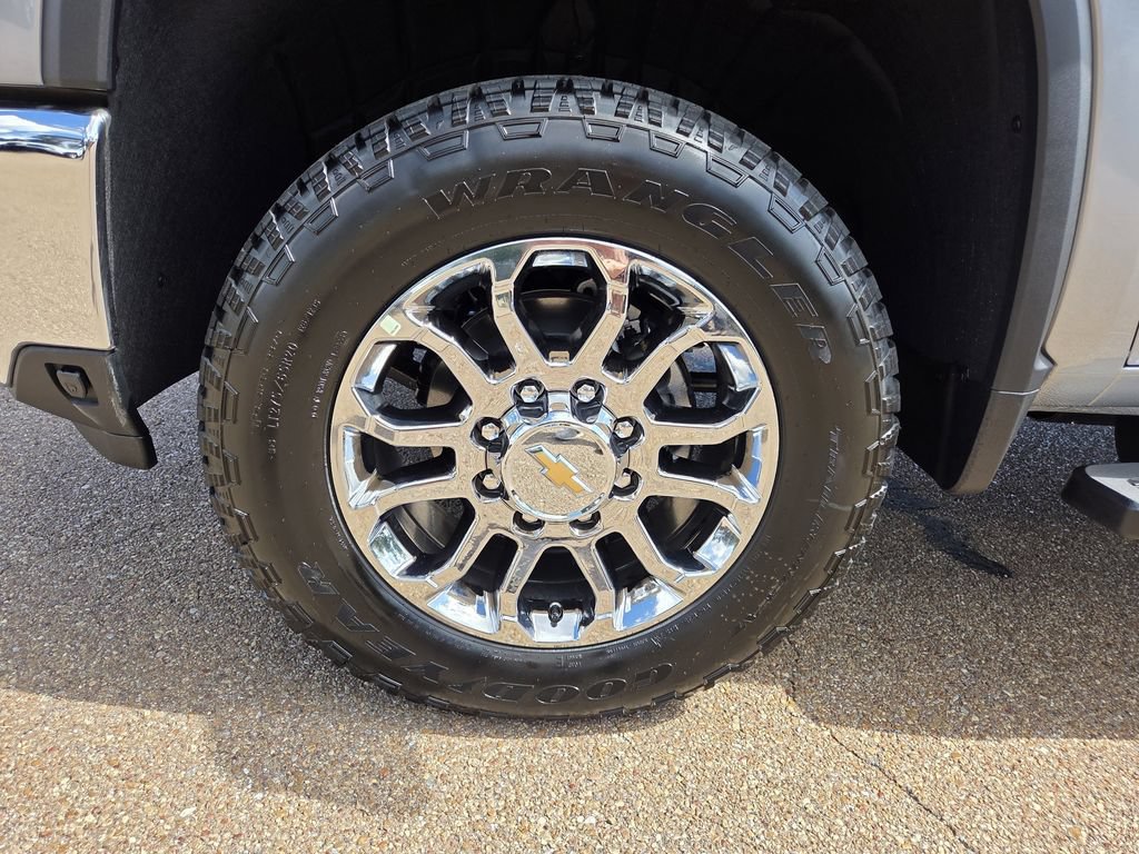 New 2026 Chevrolet Silverado 2500 LTZ w/ LTZ Premium Package AWD/4WD image 28