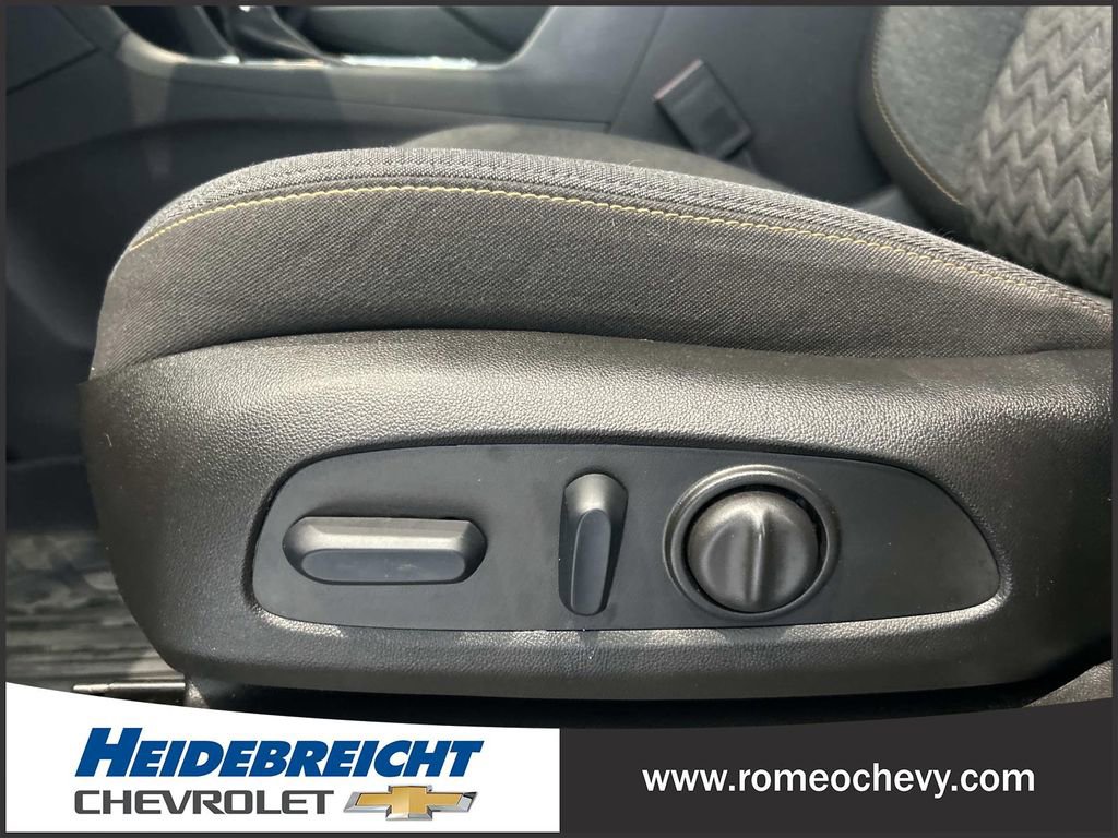 Used 2024 Chevrolet Equinox LT w/ LPO, Floor Liner Package AWD/4WD image 14