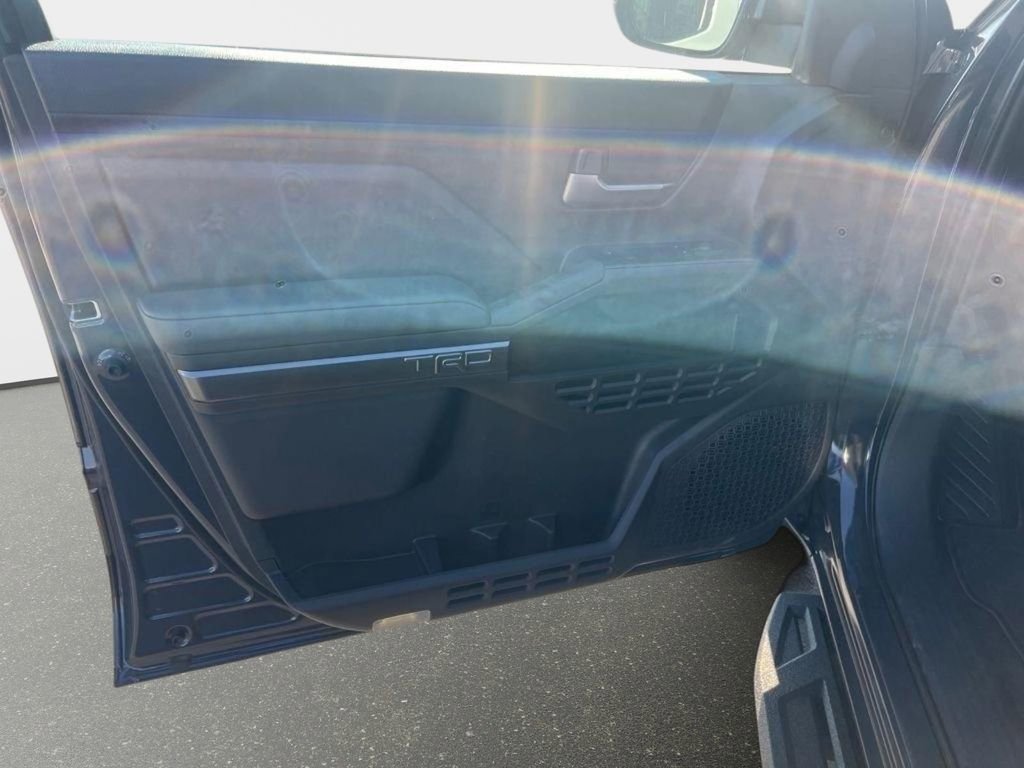 New 2025 Toyota Tacoma TRD Off-Road image 9