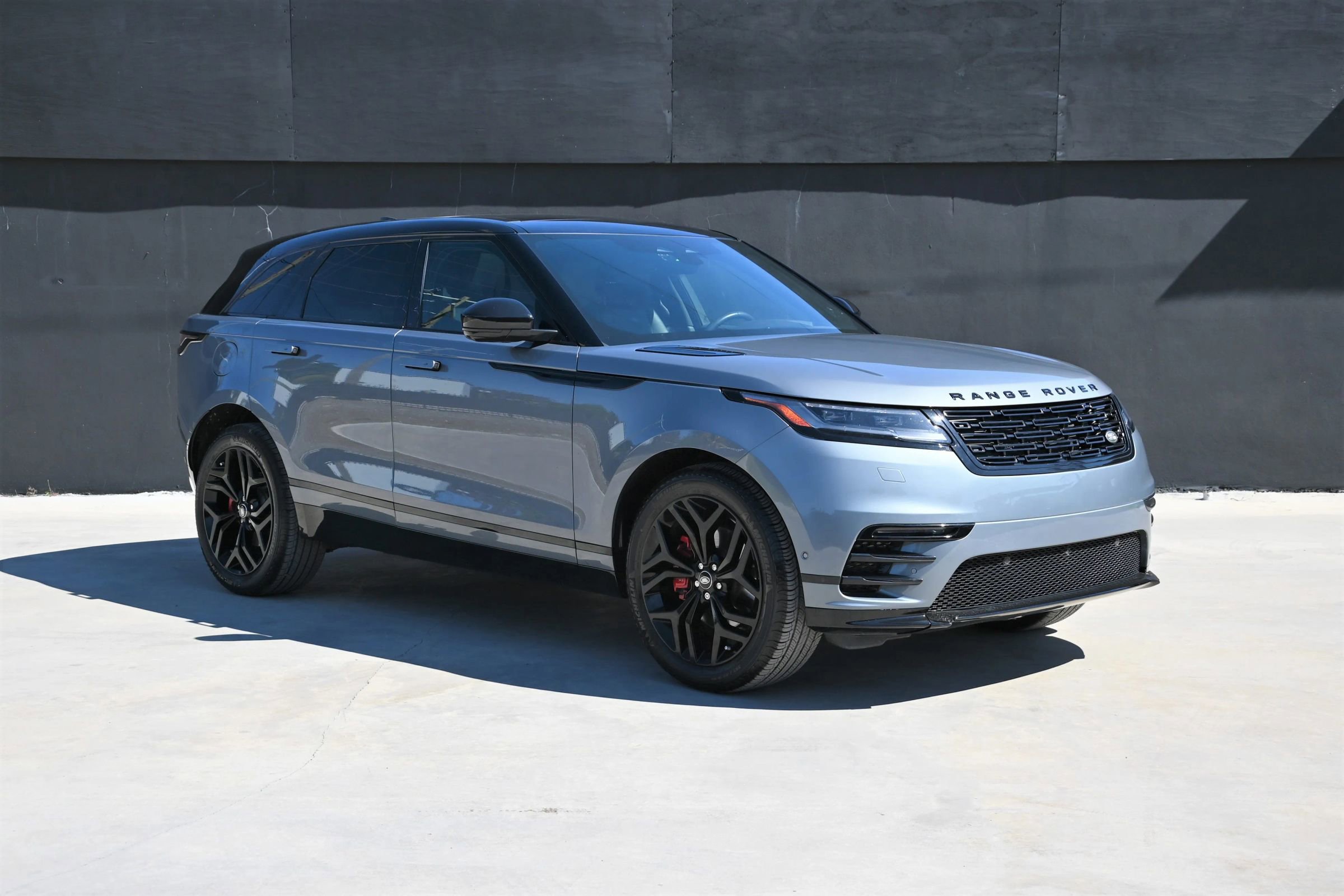 Used 2024 Land Rover Range Rover Velar Dynamic SE image 5