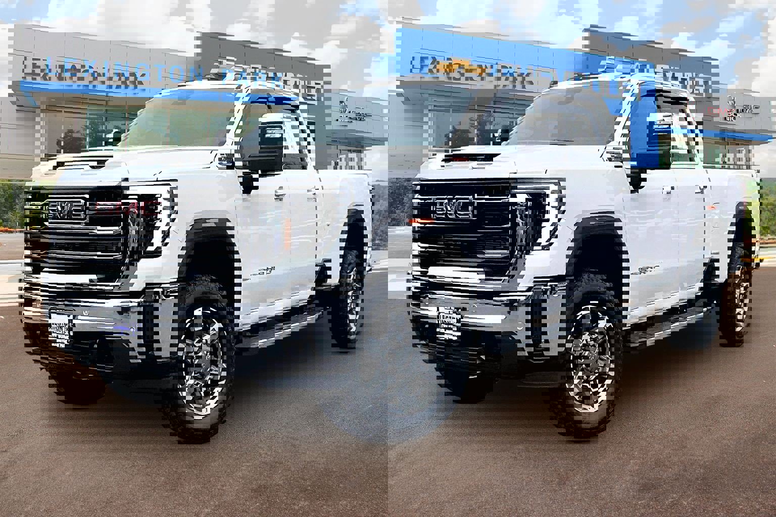 Used 2025 GMC Sierra 3500 SLT w/ SLT Premium Package image 12