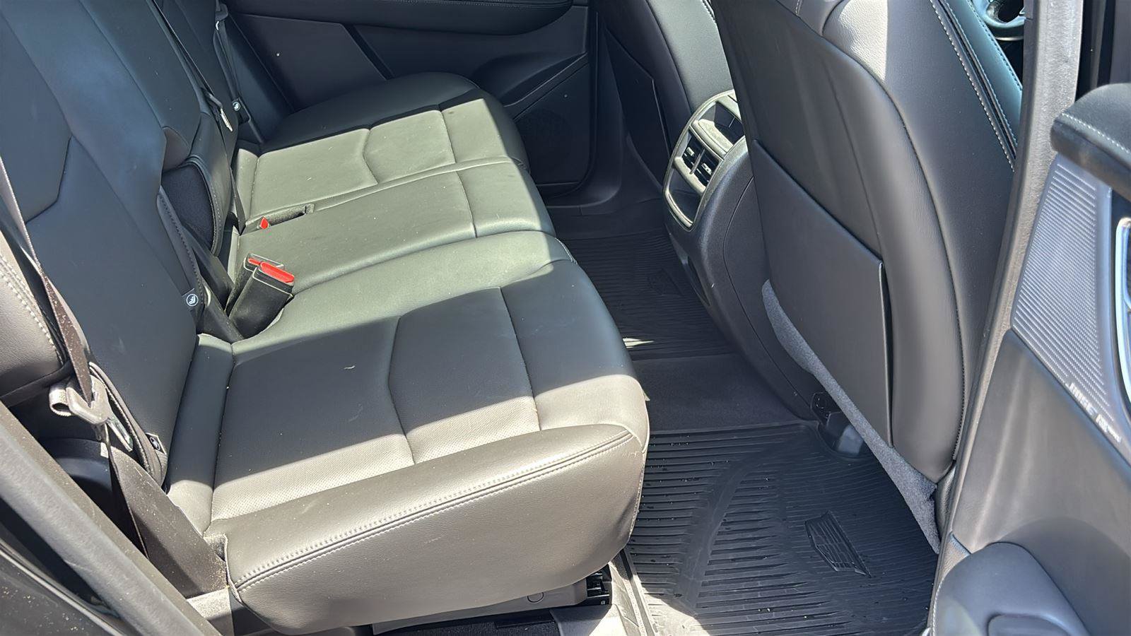 Certified 2023 Cadillac XT5 Premium Luxury FWD image 20
