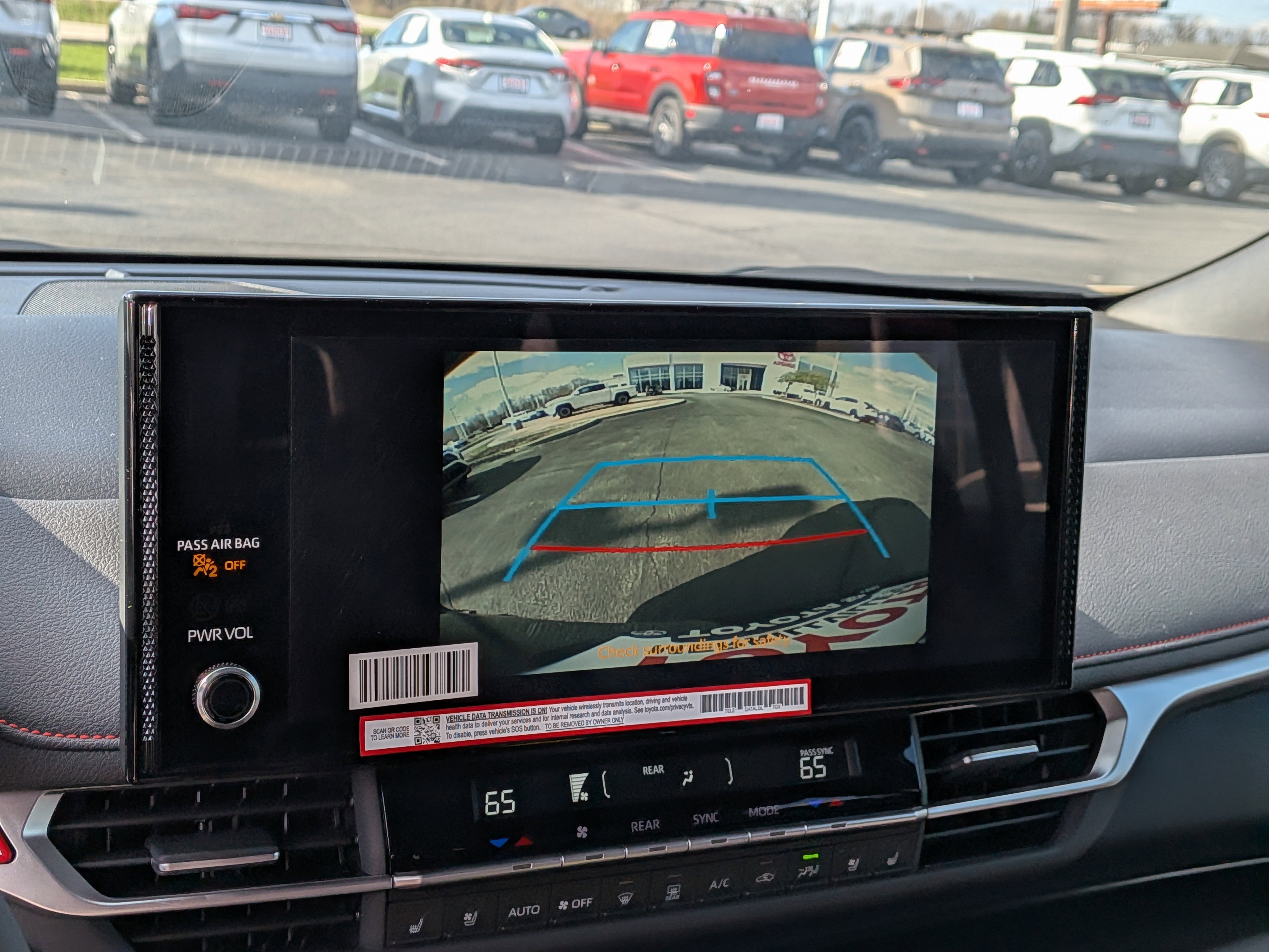 Used 2025 Toyota Sienna XSE w/ XSE Premium Package AWD/4WD image 40