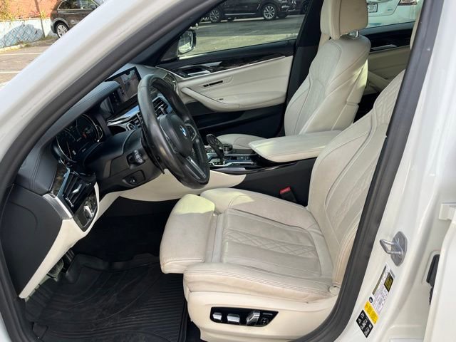 Used 2018 BMW M550i xDrive w/ Driving Assistance Package image 13