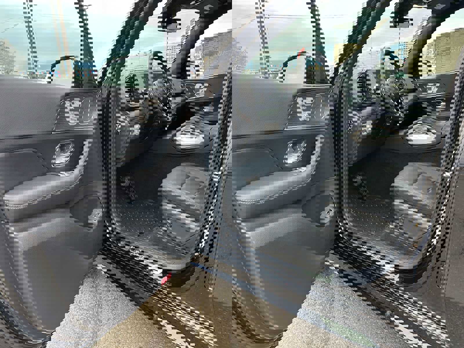 New 2026 Mercedes-Benz GLE 450 4MATIC image 19