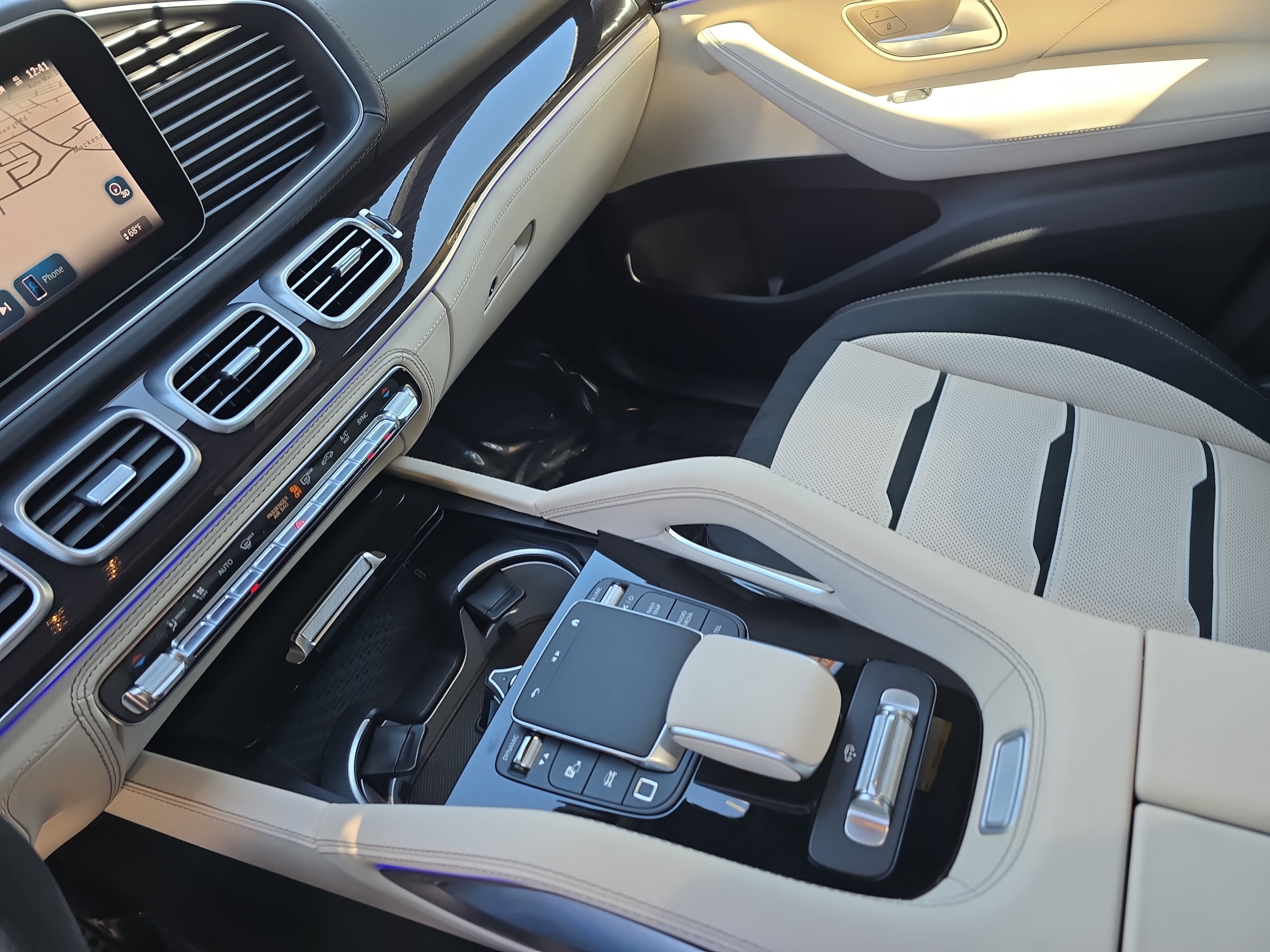 Used 2025 Mercedes-Benz GLE 53 AMG 4MATIC image 24