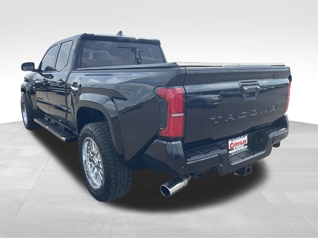 Used 2025 Toyota Tacoma TRD Sport w/ TRD Sport Upgrade Package AWD/4WD image 14