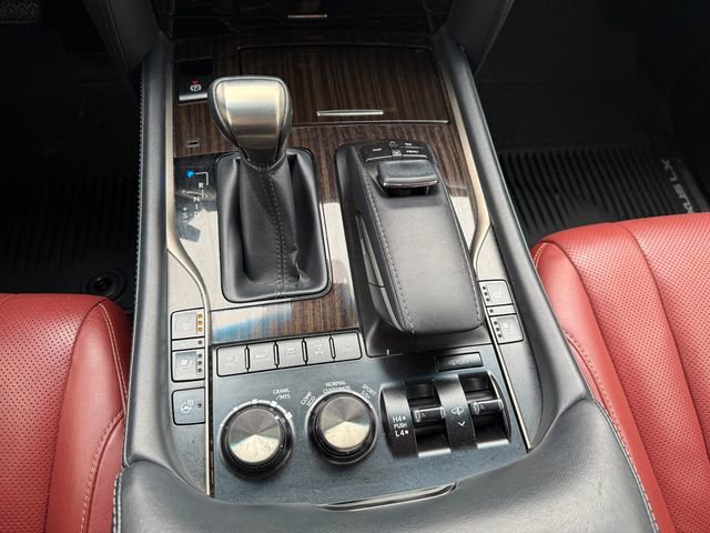 Used 2019 Lexus LX 570 4WD image 22