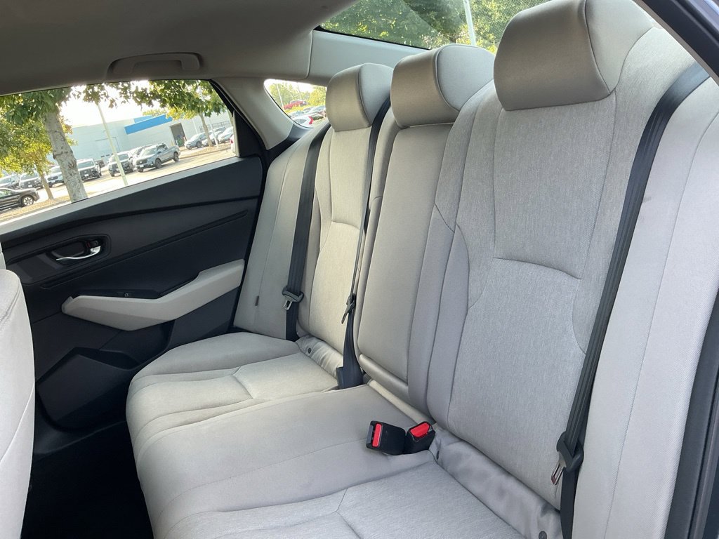 Used 2025 Honda Accord SE image 33