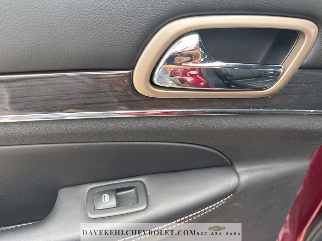 Used 2016 Jeep Grand Cherokee Overland w/ Advanced Technology Group image 20