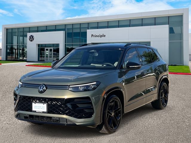 New 2026 Volkswagen Tiguan SE R-Line FWD image 1